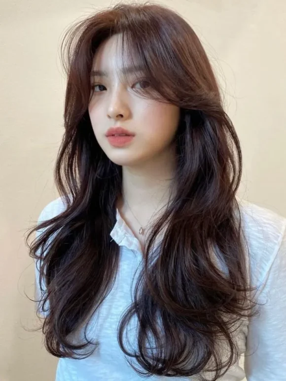 ทรงผมยาว สำหรับสาวหน้ากลม-9